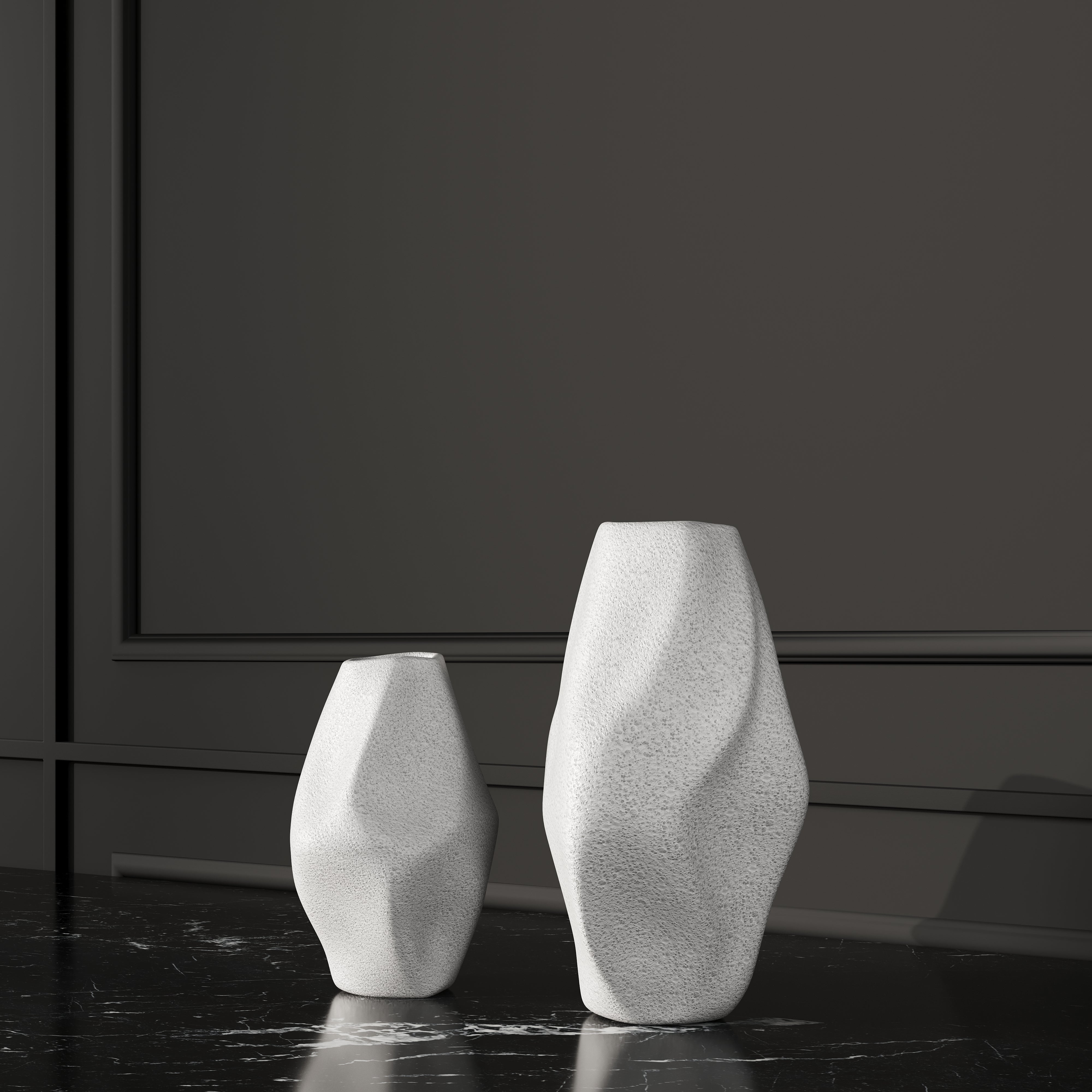 FREEFORM TEXTURED VASE