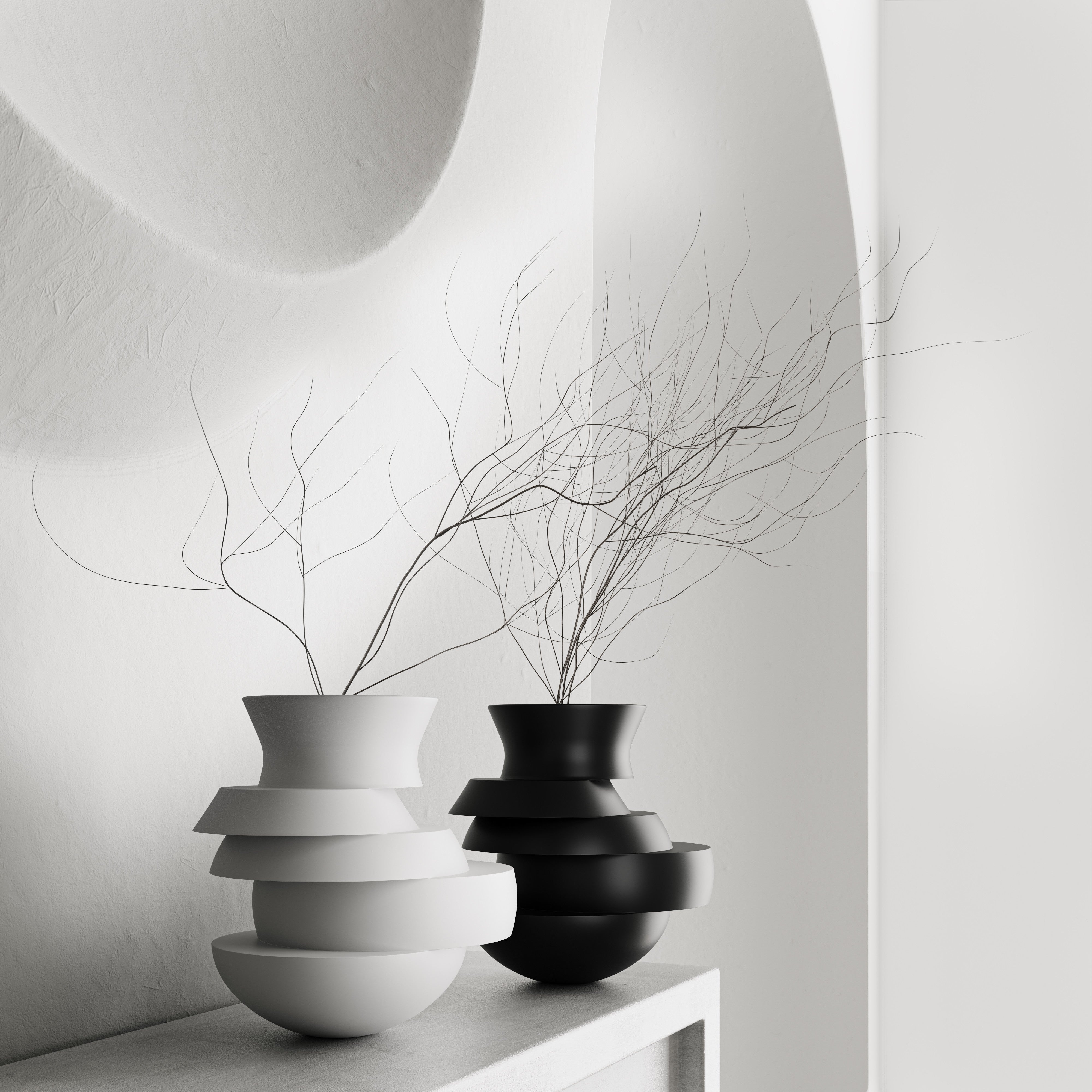 MISALIGNMENT CERAMIC VASE