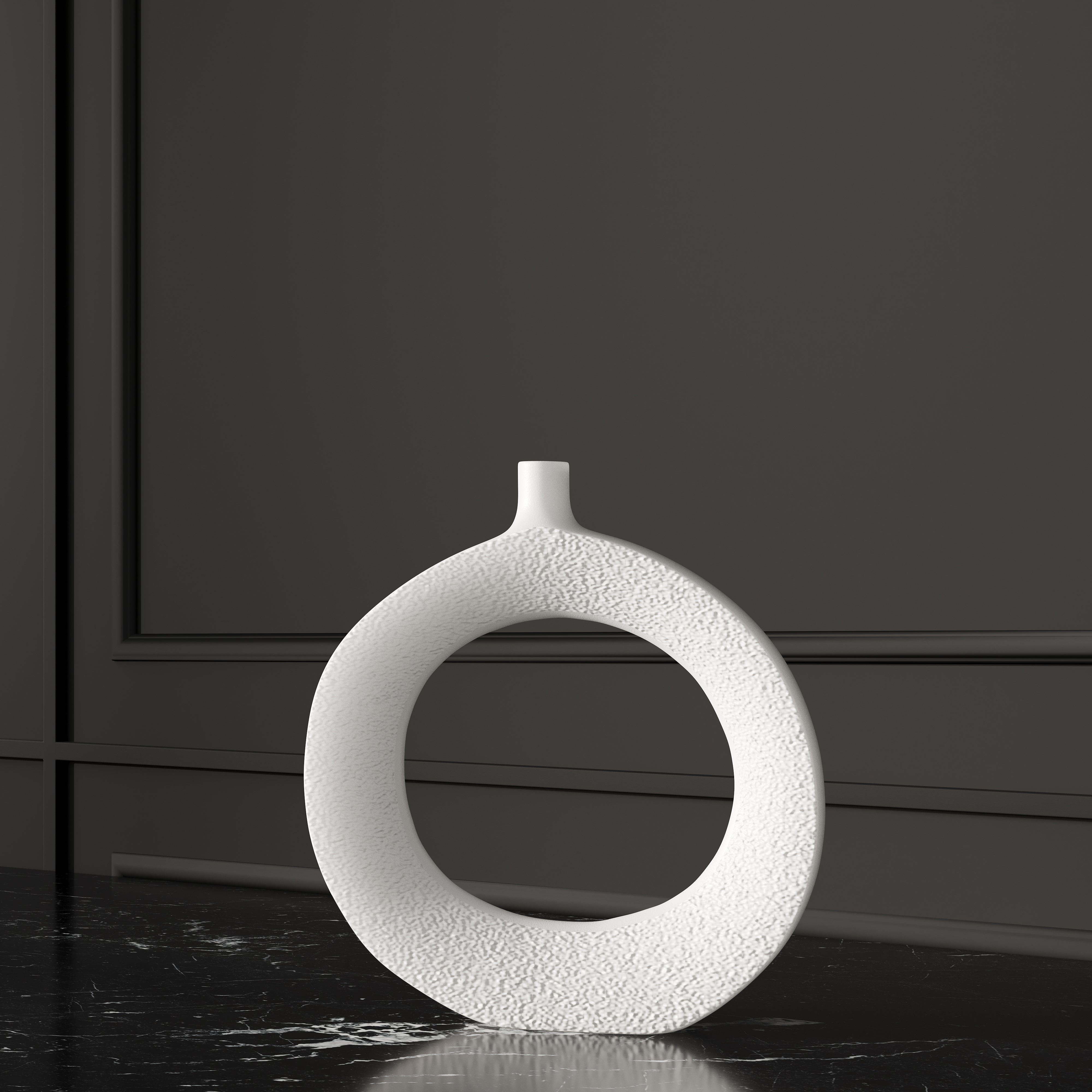 CIRCLE TEXTURED VASE