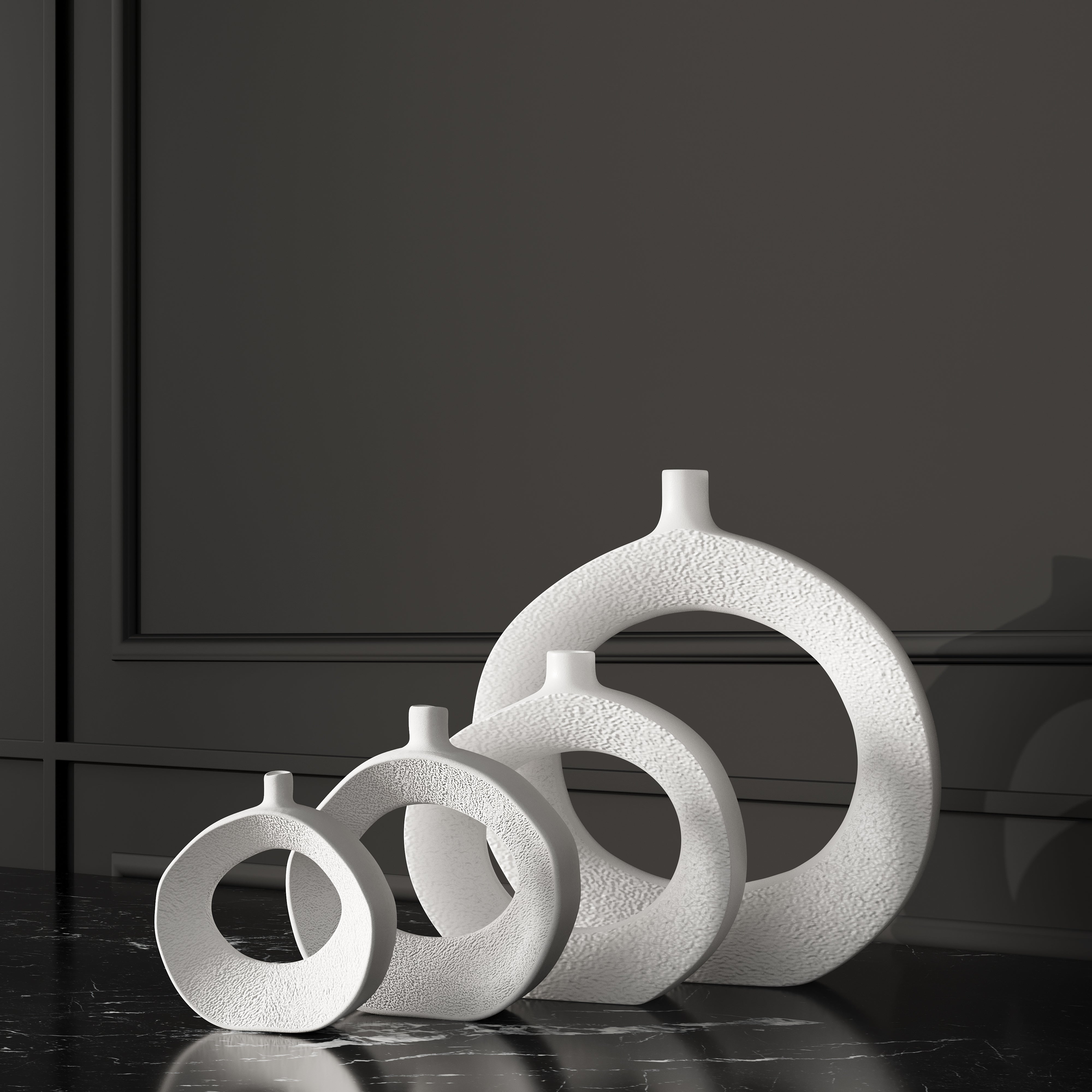 CIRCLE TEXTURED VASE